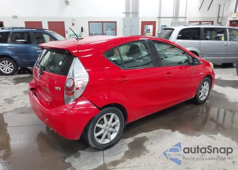 2012 Toyota Prius C Four из США, поврежденный, VIN JTDKDTB33C1507768
